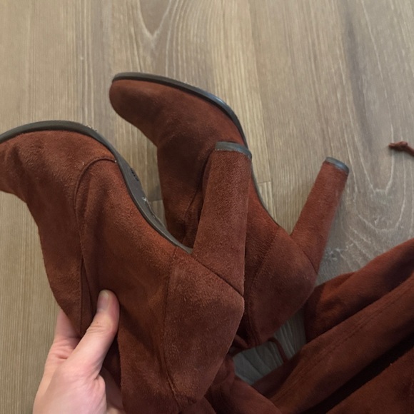 Stuart weitzman stretch suede dark maroon red highland thigh high heeled boots - Picture 6 of 9